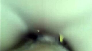 Mi vagina hierve de clavarme en su polla con friccion salvaje gritando orgasmo