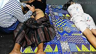 Amateur Arab Asian Wife and Girlfriend Give Blowjob Handjob to Friend in Indonesian Homemade Group