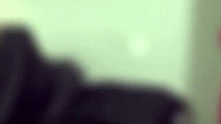 djrafa testing the couch and rating the tattooed newbie 😏💪