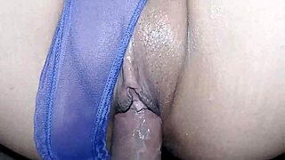 Stepmom lets me rub her wet pussy in horny homemade action 😏💦