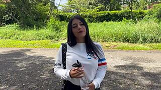 uni girl gives in easy fucks stranger cheats bf 😈🇨🇴