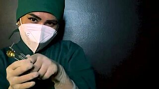 love these latex gloves in fetish play