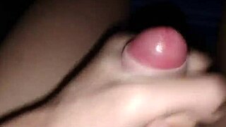 Watch her bang that wank into explosive group cumshot frenzy