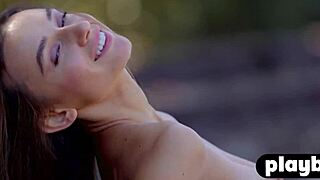 slim brunette gloria sol 😍 stripping hot body outdoors... so tempting! 🔥