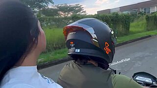uni girl gives in easy fucks stranger cheats bf 😈🇨🇴