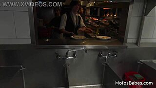 Horny big tit sluts share suck huge dick threesome?