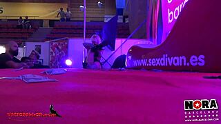 i mess up stripping pole dancing like a horny blonde