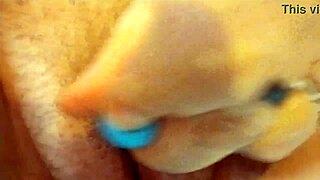 brittbflyspread4u milf spreads tight pussy for intense vibrator close-up