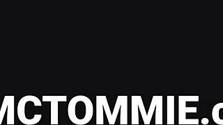 Stunning model and boyfriend film real amateur sex tape with passion