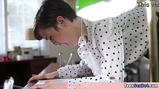 quickie fuck with extra small petite tomboi secretary 😍🍑💦