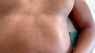 desi bhabhi's gettin' that rough HARDCORE fuck from boyfriend... so horny!