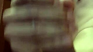 Hey I masturbate feeling so good right now