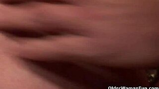 American milf mommy loves cock with buttplug stuffing her ass