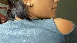 mexican latina teen big ass in tight leggings