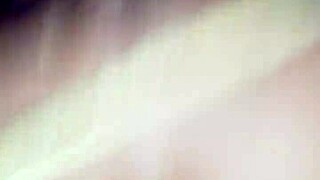 She sits on 20cm cock no mercy wow!