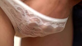 alecia fox slammed doggystyle deepthroats big cock