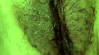 Esposa Carmen's Tight Vagina Craves Deep Thrusts