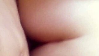 mi novia me lo chupa de perrito anal rough!