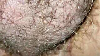 girl pegs boyfriend hard you watching this pegando action?