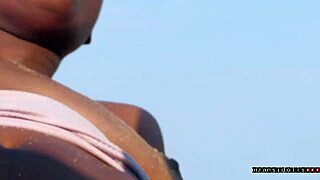 beach couple bangs with big pussy lips cum on ass vacation pt2