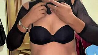 Rica Transexual De Ojos Grises Milks Her Load!