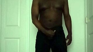 american 33yo joins french 20yo and european 30yo in restricted cum threesome roleplay
