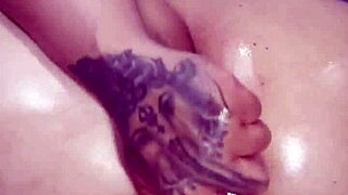 Big tits colombian schoolgirl fists tight pussy to squirt.