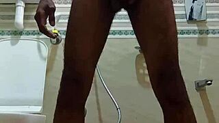 hey mumbai guy my big indian cock ready for your wife in hd?