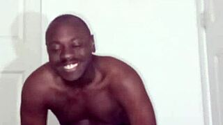 llamasr strips skinny jeans off spreading naked ass on cam