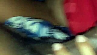 every time jessi's boyfriend cheats she sneaks to my room for hot oral action