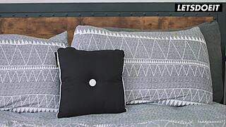 Mature BFFs Strapon Fuck To Orgasm Knows Best