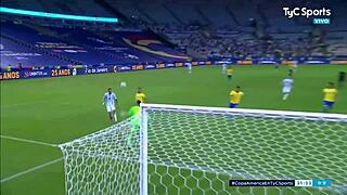 damn argentina crushes brasil 1-0 😤⚽