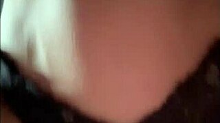 culona bounces wildly on dildo shaking her massive amateur ass!