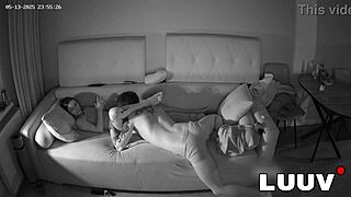 LUUV LICKS GIRLFRIEND PUSSY FIRST TIME LIVE WEBCAM