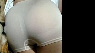 Fucking Doña Mary's big ass doggystyle at night