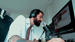 �c�mo... uh, como hago ese oral tan lento en camara con mi pareja??