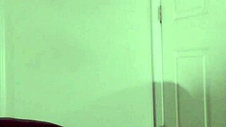 casual thoughts on romantic sketching to worship women in jeans