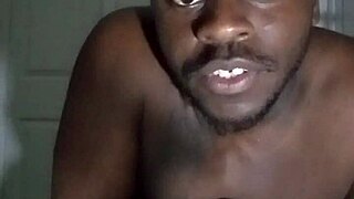 wanna try my jeans workout routine privately feel it free? 💪👖