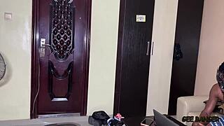 curvy ebony beauty creams on muscular cock ride