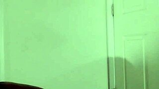 casual thoughts on romantic sketching to worship women in jeans