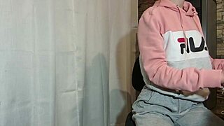 Cute skinny twerks hairy pussy close-up dance tease!