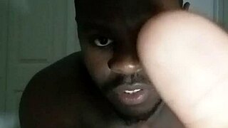 wanna try my jeans workout routine privately feel it free? 💪👖