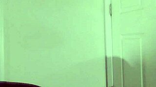 casual thoughts on romantic sketching to worship women in jeans