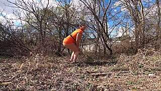 I'm breaking out of prison ass plugged deep!