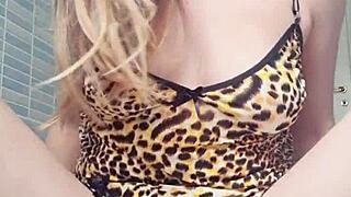 wanna watch this hot puta masturbate big ass pussy tits?