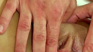 nympho teen spreads gaping cunt for defloration 😲💦