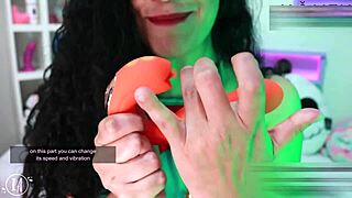 mexican agatha dolly unboxes g-spot vibrator clit licker honey play squirt toy