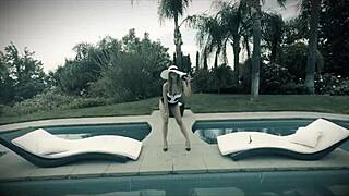 jillian jansen ditches sunbathing for poolside pussy ride on seth's cock creampie cowgirl