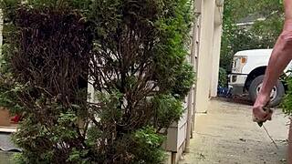 hey nakedman15 check out that naked garden flash