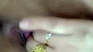 Real Arab Pakistani babe squirts in massive orgasm